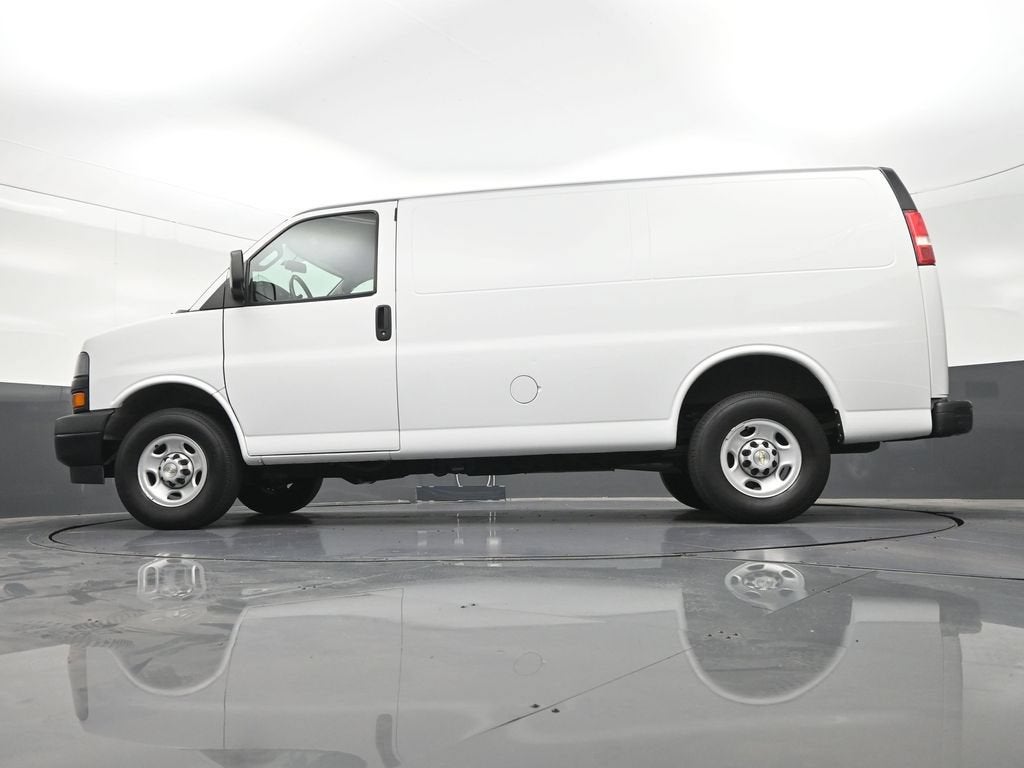 2022 Chevrolet Express Cargo 2500 RWD 2500 Regular Wheelbase WT