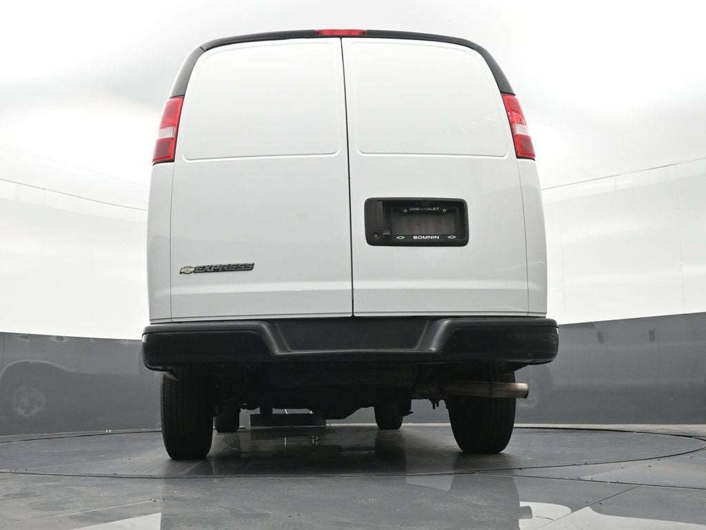 2022 Chevrolet Express Cargo 2500 RWD 2500 Regular Wheelbase WT