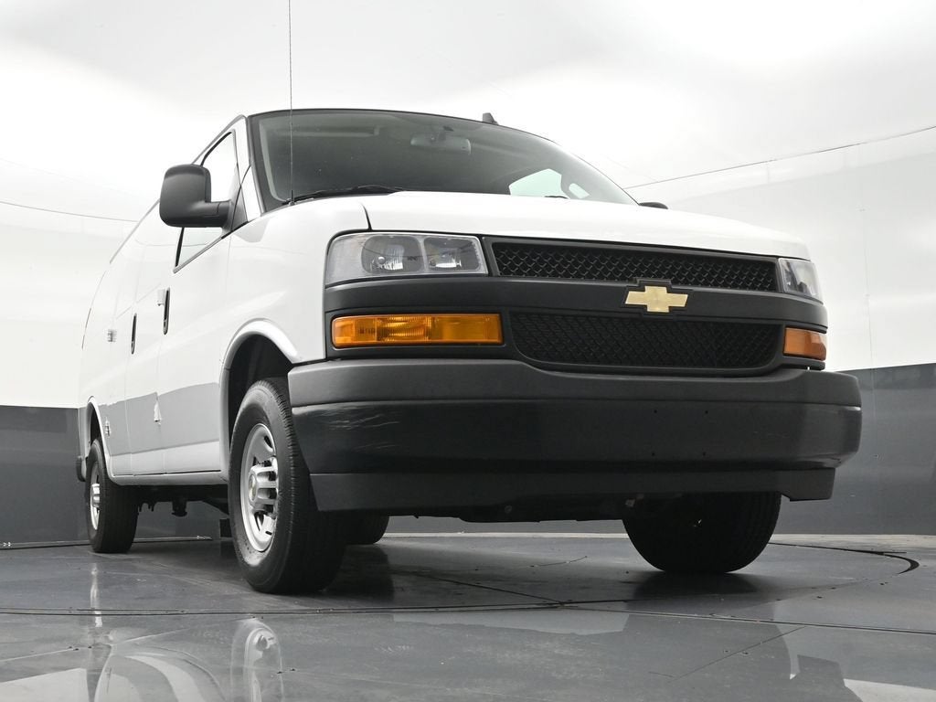2022 Chevrolet Express Cargo 2500 RWD 2500 Regular Wheelbase WT
