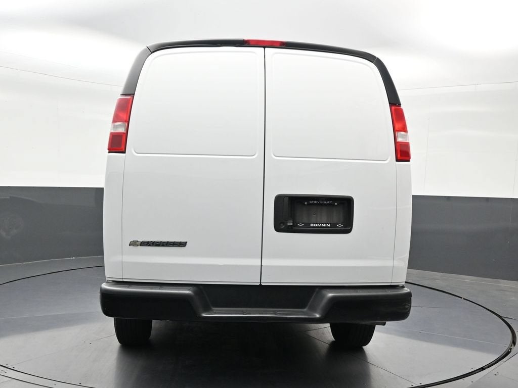2022 Chevrolet Express Cargo 2500 RWD 2500 Regular Wheelbase WT