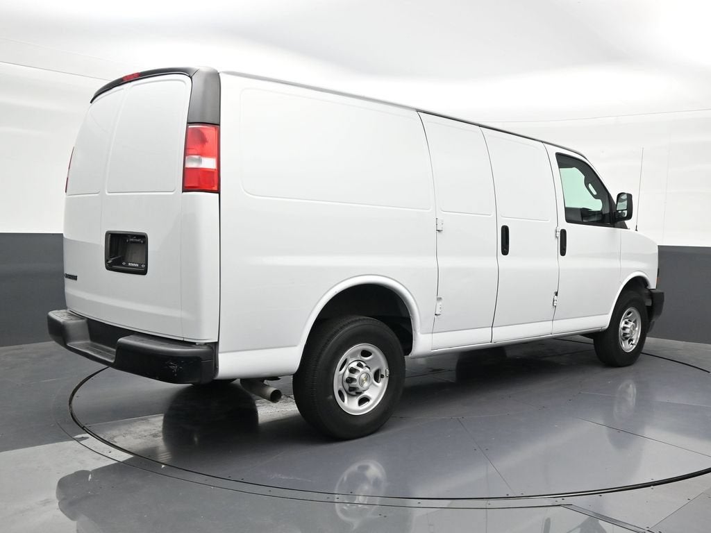 2022 Chevrolet Express Cargo 2500 RWD 2500 Regular Wheelbase WT