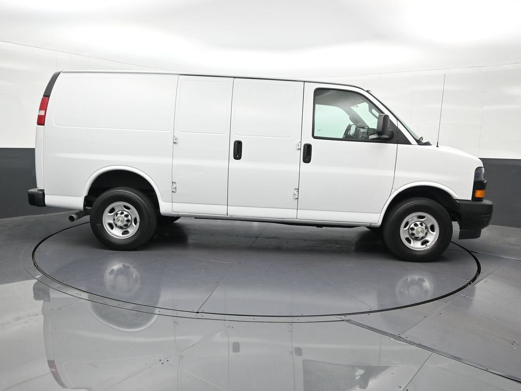 2022 Chevrolet Express Cargo 2500 RWD 2500 Regular Wheelbase WT