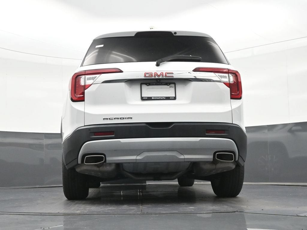 2022 GMC Acadia SLE