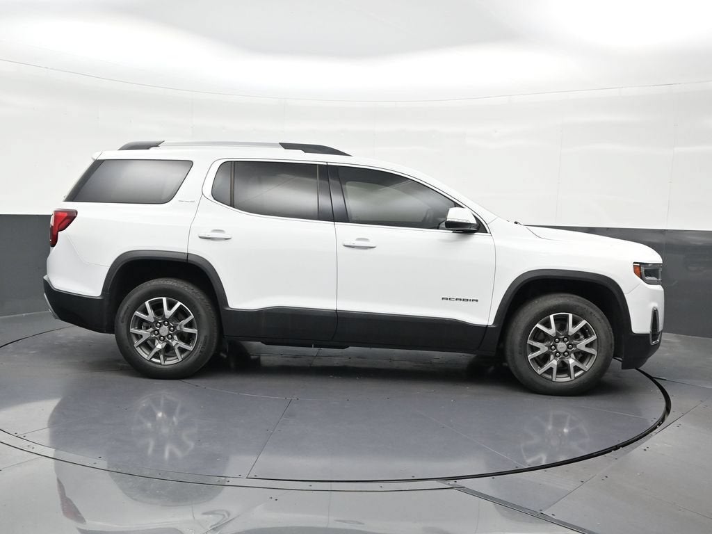 2022 GMC Acadia SLE