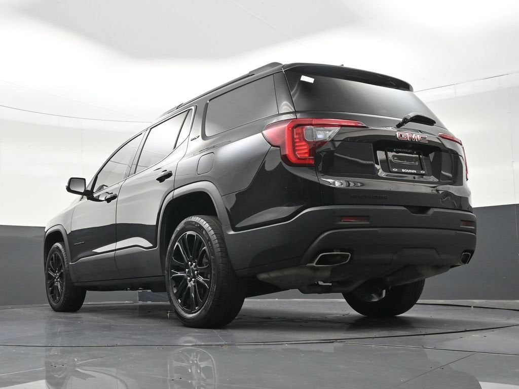 2023 GMC Acadia SLT
