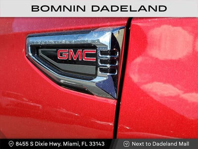 2025 GMC Yukon Elevation