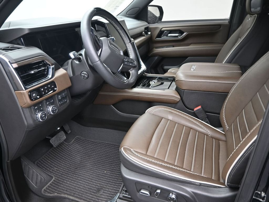 2025 GMC Yukon Denali Ultimate
