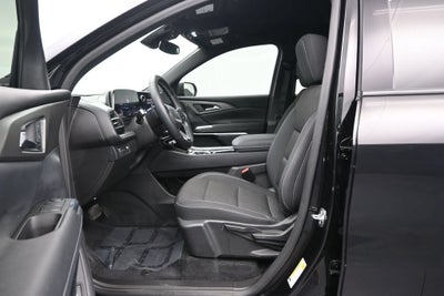 2024 Chevrolet Traverse LS