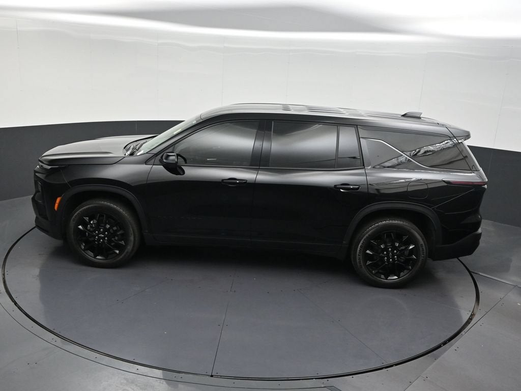 2024 Chevrolet Traverse LS