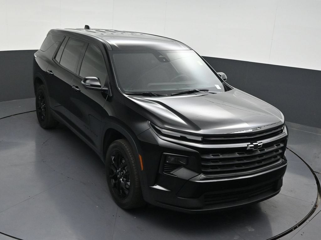 2024 Chevrolet Traverse LS