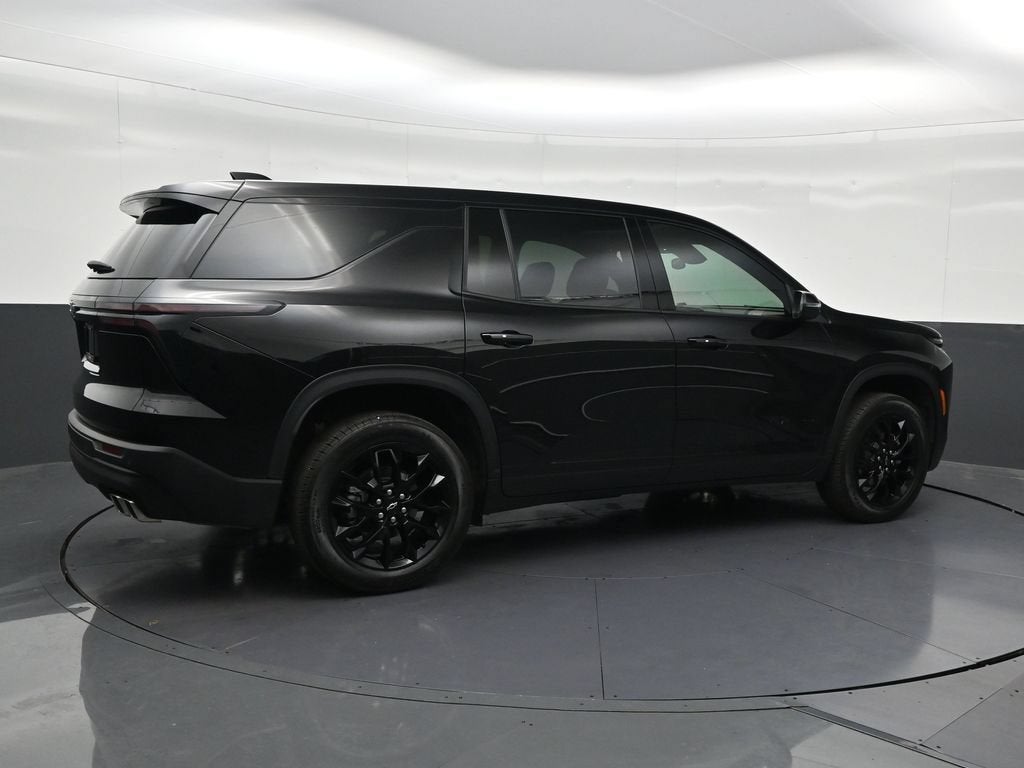 2024 Chevrolet Traverse LS
