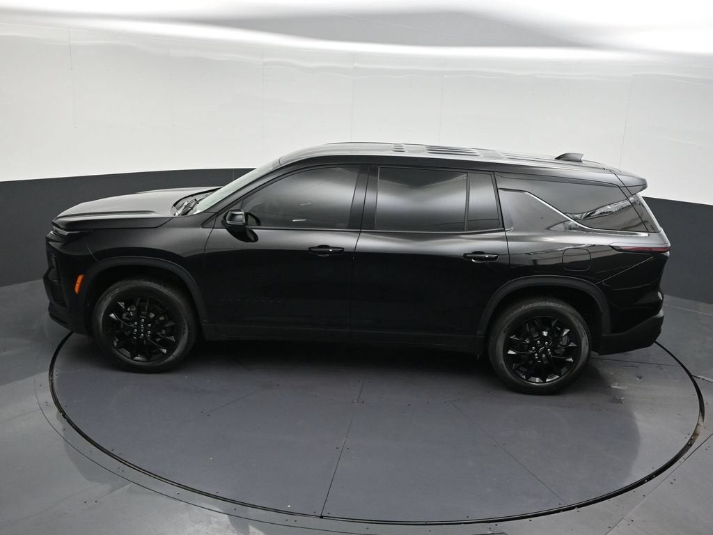 2024 Chevrolet Traverse LS