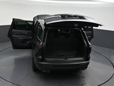 2024 Chevrolet Traverse LS