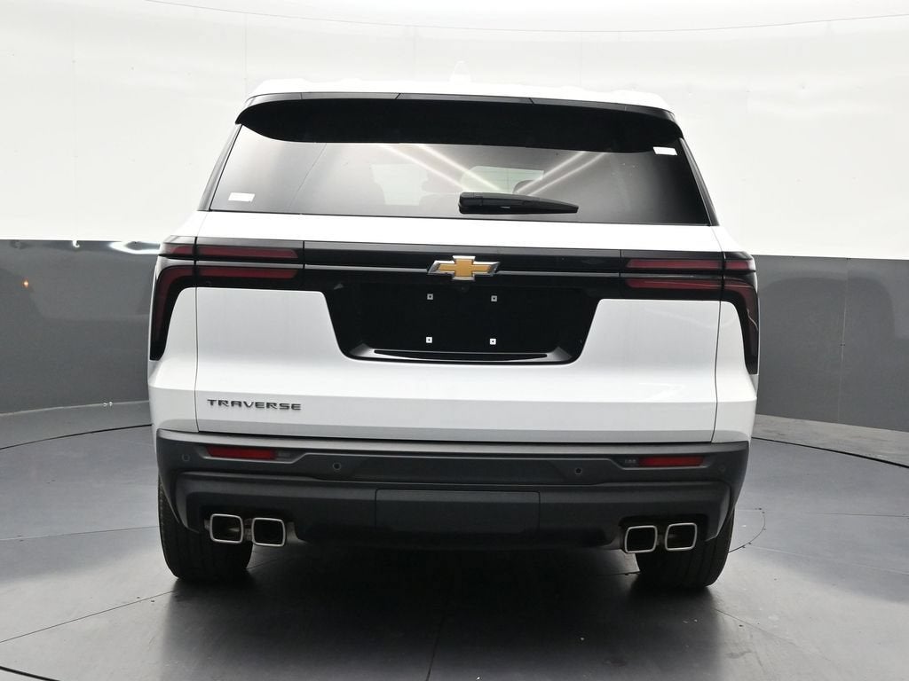 2024 Chevrolet Traverse LS