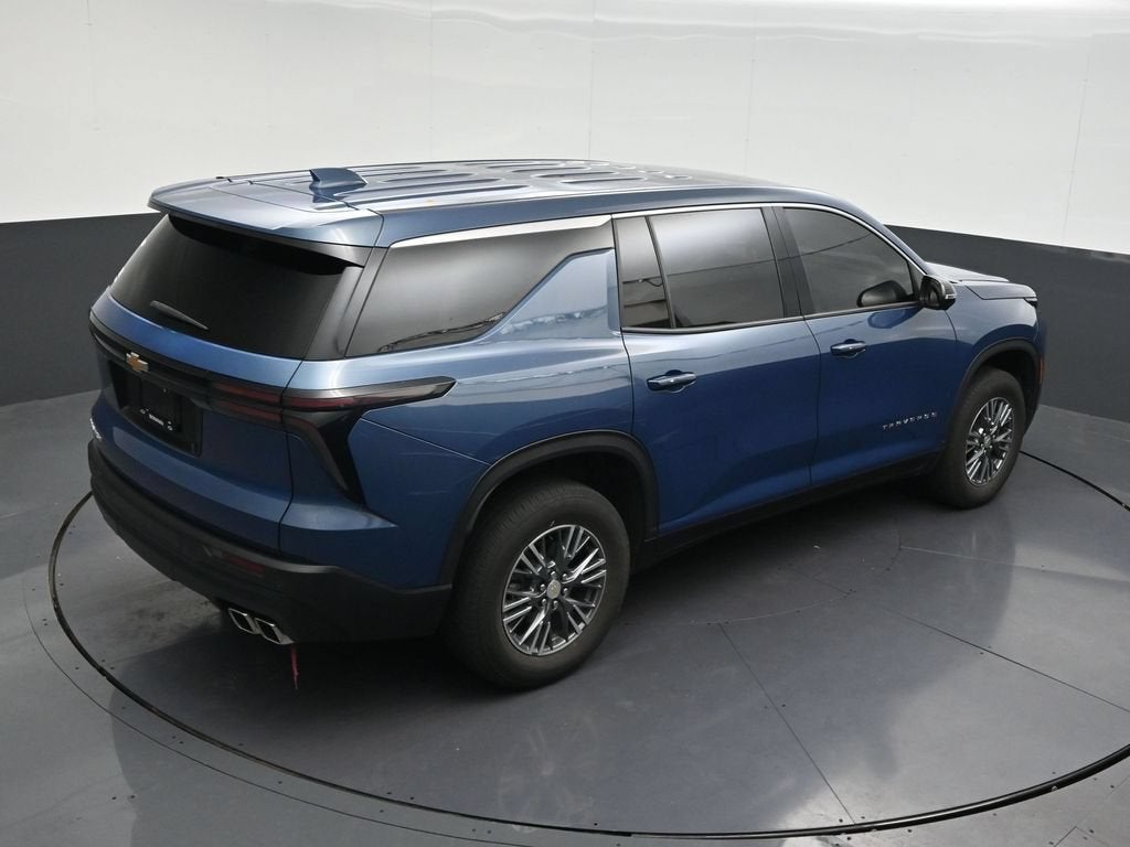 2024 Chevrolet Traverse LS