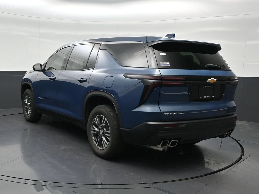 2024 Chevrolet Traverse LS