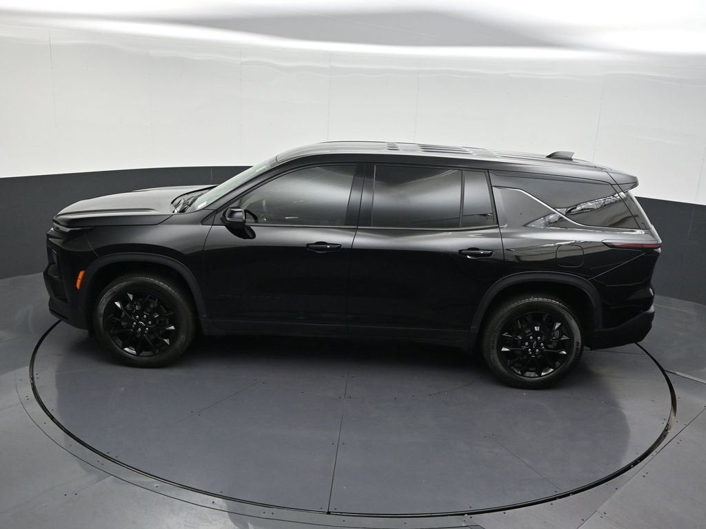 2024 Chevrolet Traverse LS