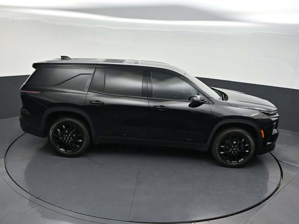 2024 Chevrolet Traverse LS