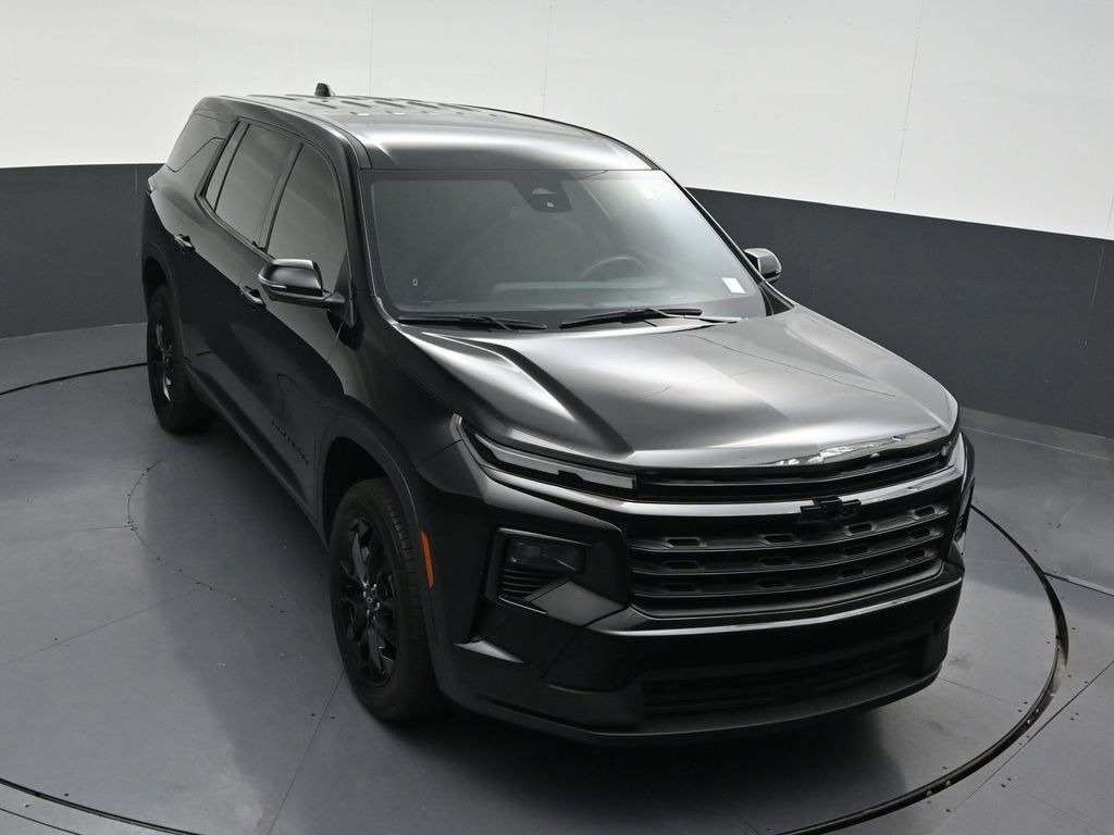 2024 Chevrolet Traverse LS