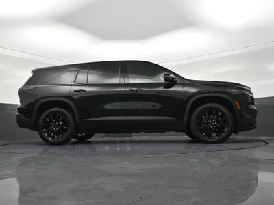 2024 Chevrolet Traverse LS