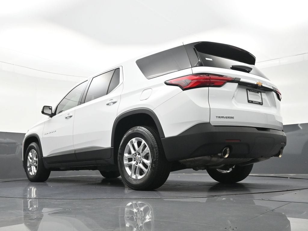 2023 Chevrolet Traverse LS