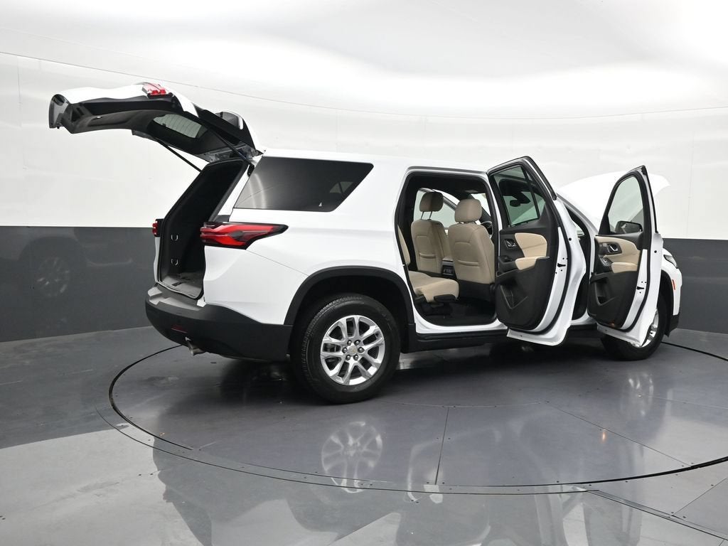2023 Chevrolet Traverse LS