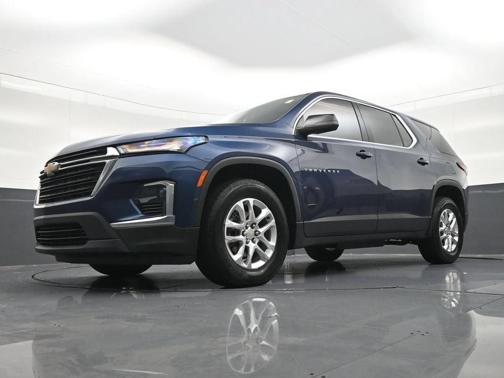 2023 Chevrolet Traverse LS