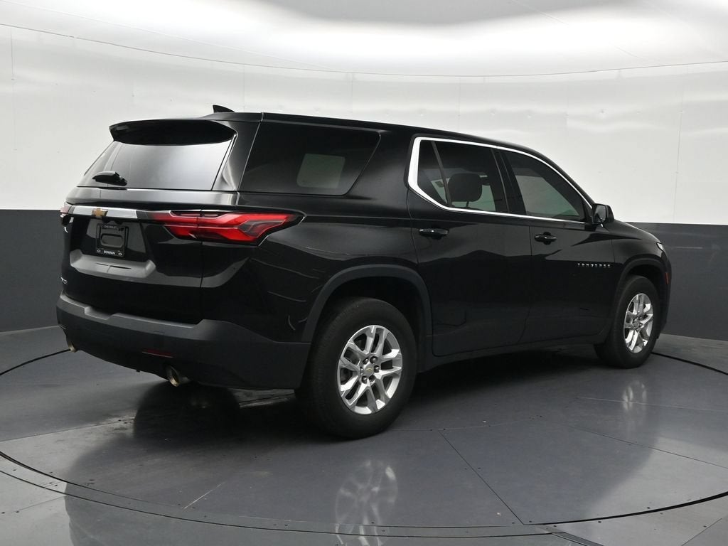 2023 Chevrolet Traverse LS