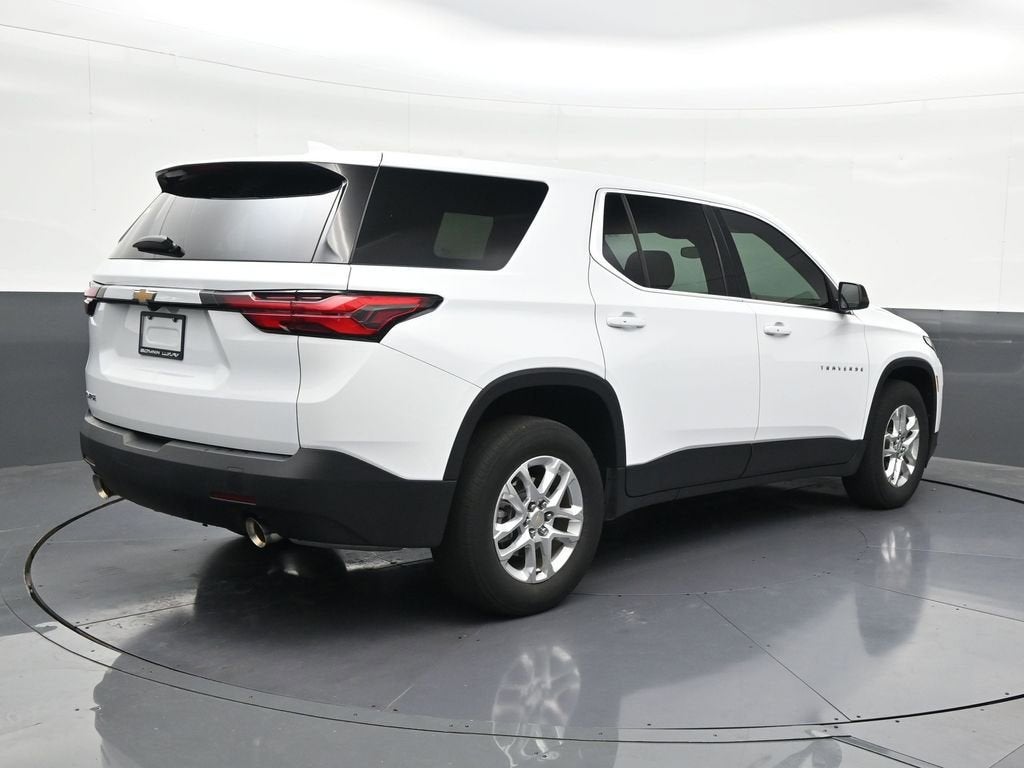 2023 Chevrolet Traverse LS
