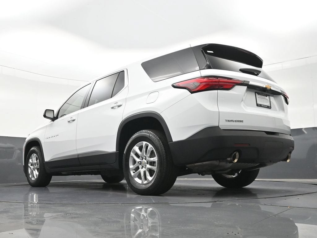 2023 Chevrolet Traverse LS
