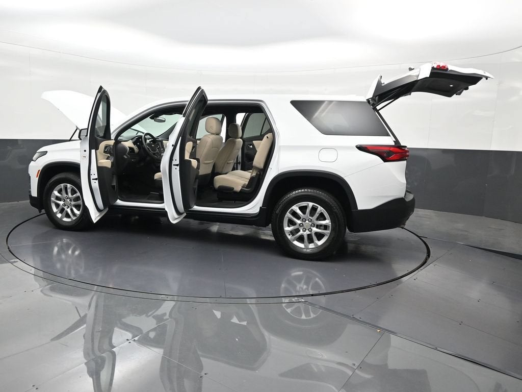 2023 Chevrolet Traverse LS