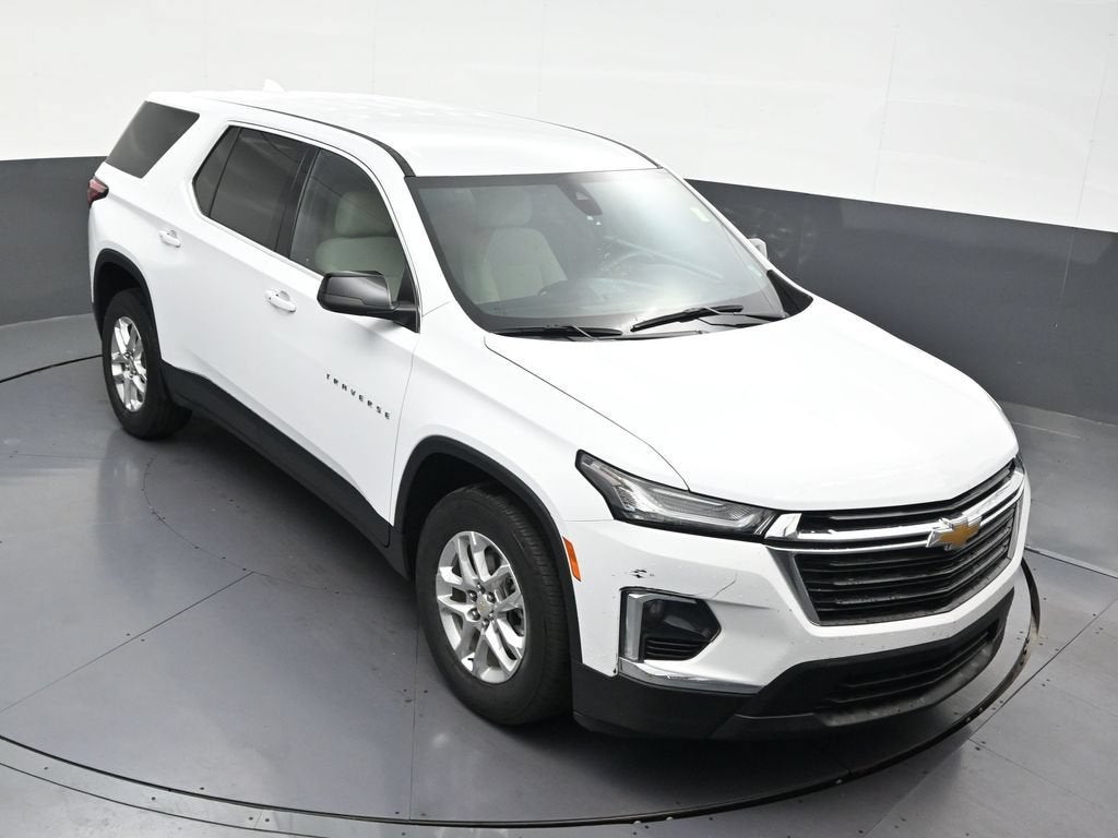 2022 Chevrolet Traverse LS