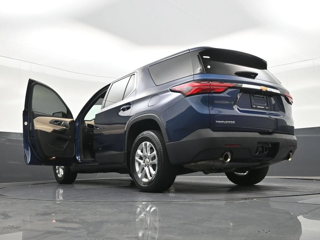 2023 Chevrolet Traverse LS