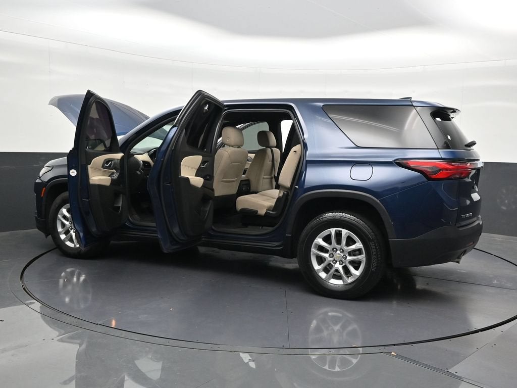 2023 Chevrolet Traverse LS