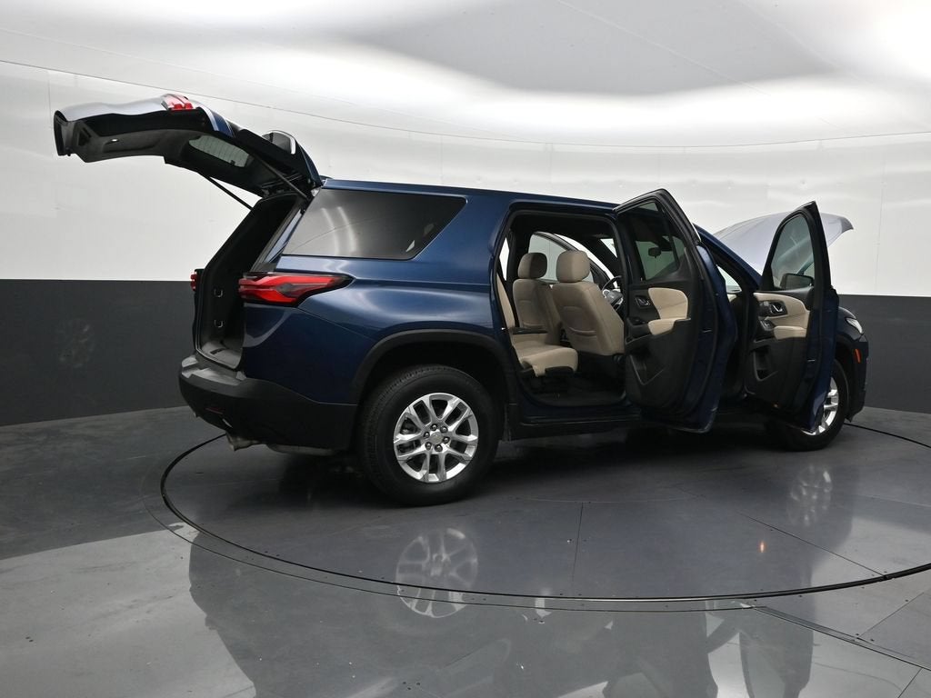 2023 Chevrolet Traverse LS
