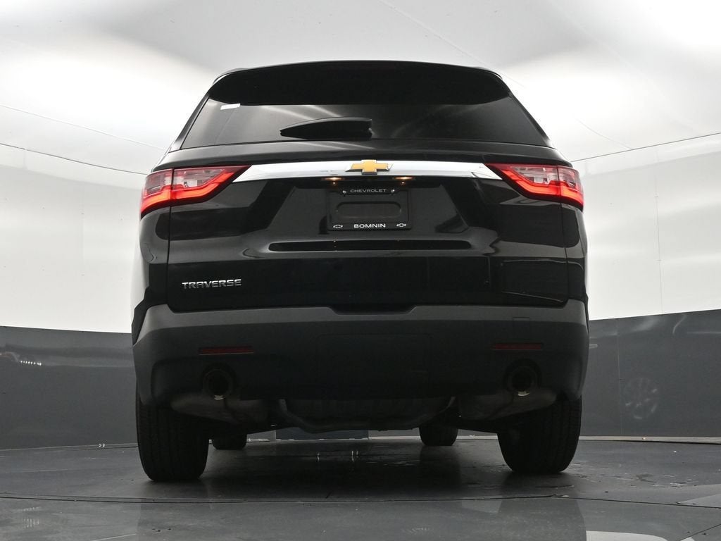 2021 Chevrolet Traverse LS