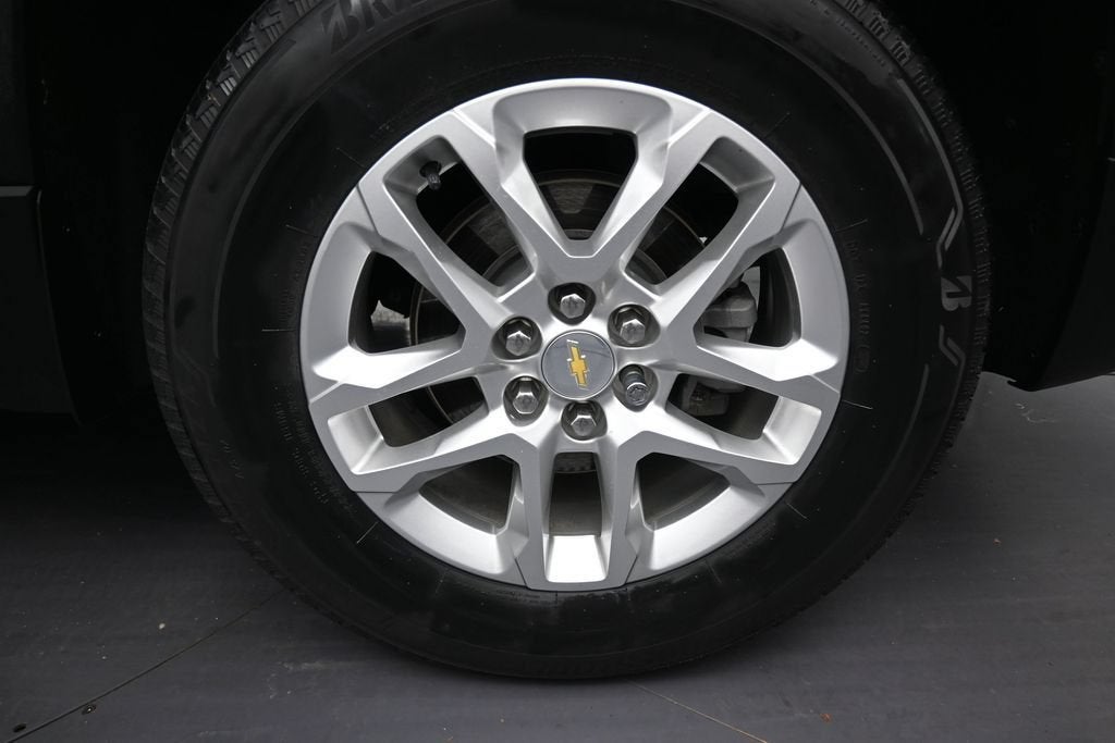 2022 Chevrolet Traverse LS