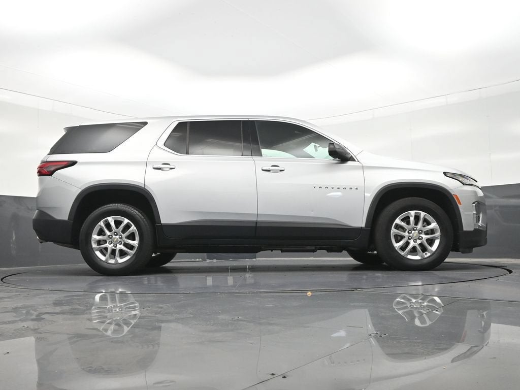 2022 Chevrolet Traverse LS