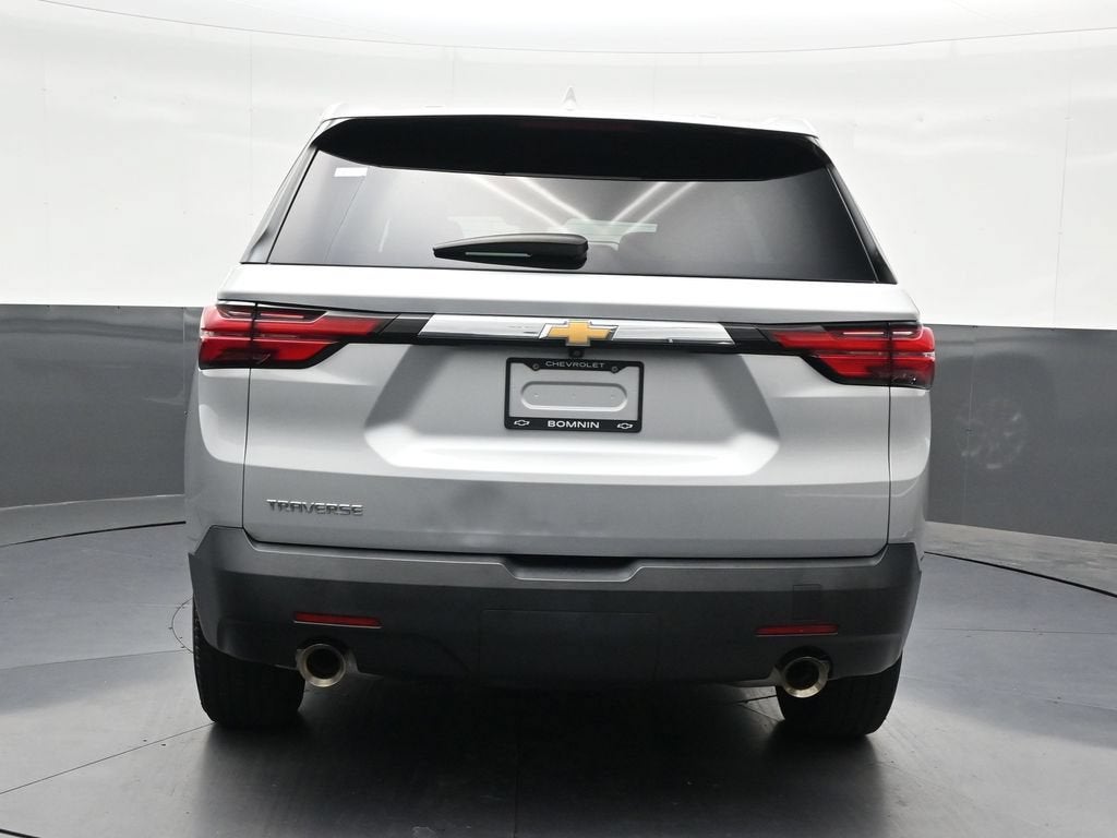 2022 Chevrolet Traverse LS