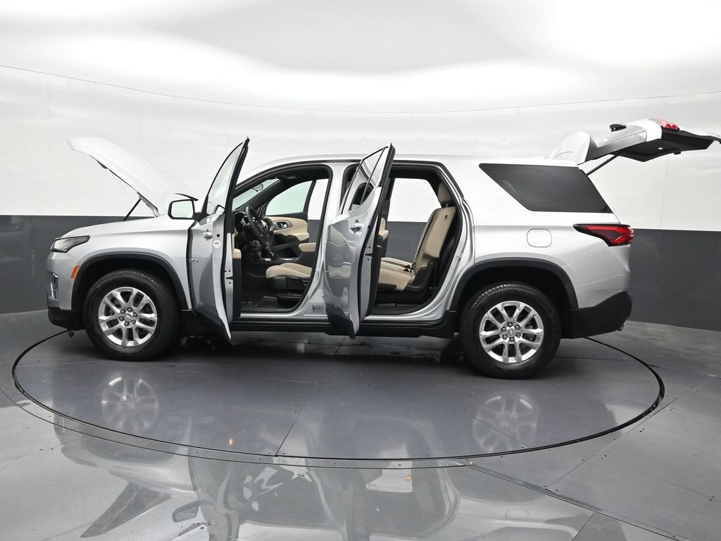 2022 Chevrolet Traverse LS