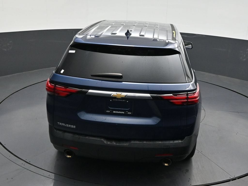 2022 Chevrolet Traverse LS