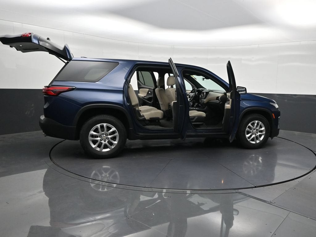 2022 Chevrolet Traverse LS
