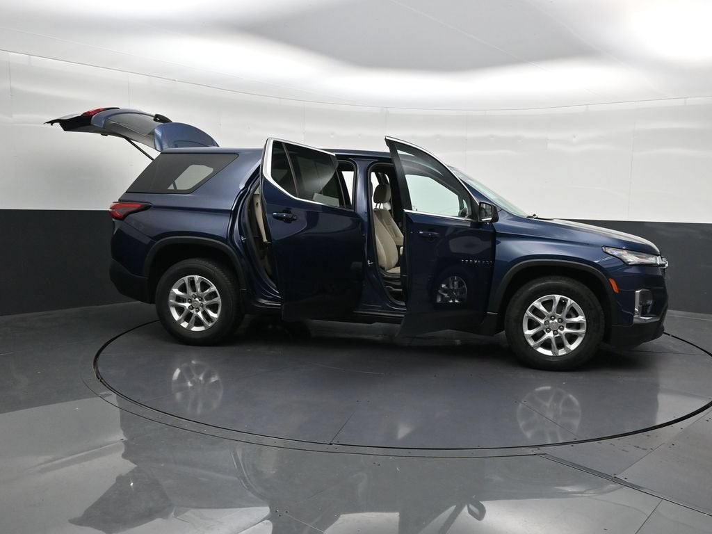 2022 Chevrolet Traverse LS