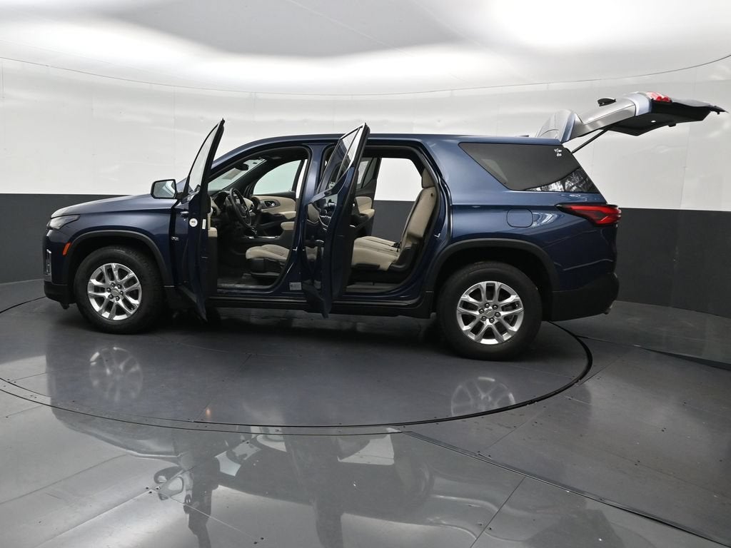 2022 Chevrolet Traverse LS