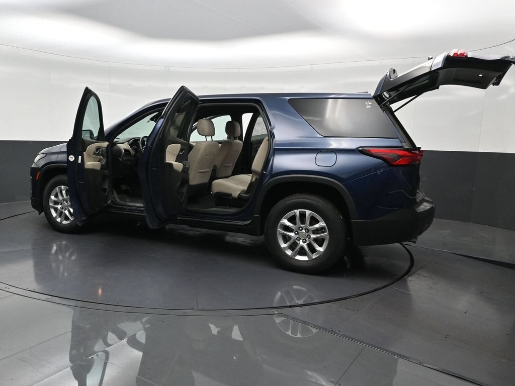 2022 Chevrolet Traverse LS