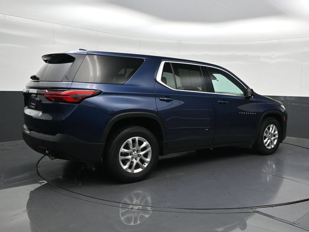 2022 Chevrolet Traverse LS