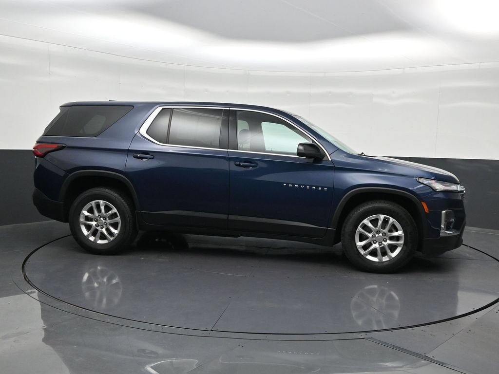2022 Chevrolet Traverse LS