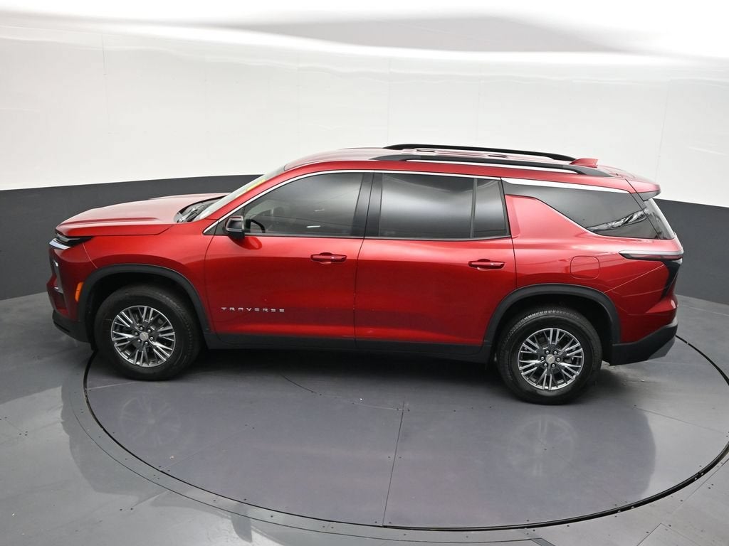 2024 Chevrolet Traverse LT