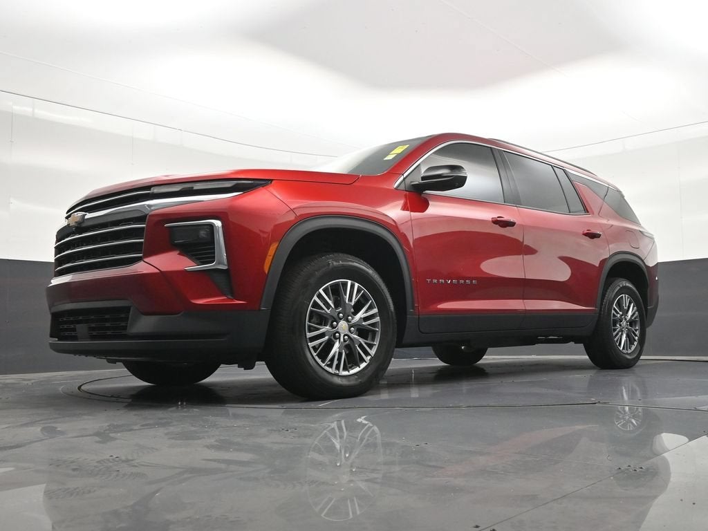 2024 Chevrolet Traverse LT