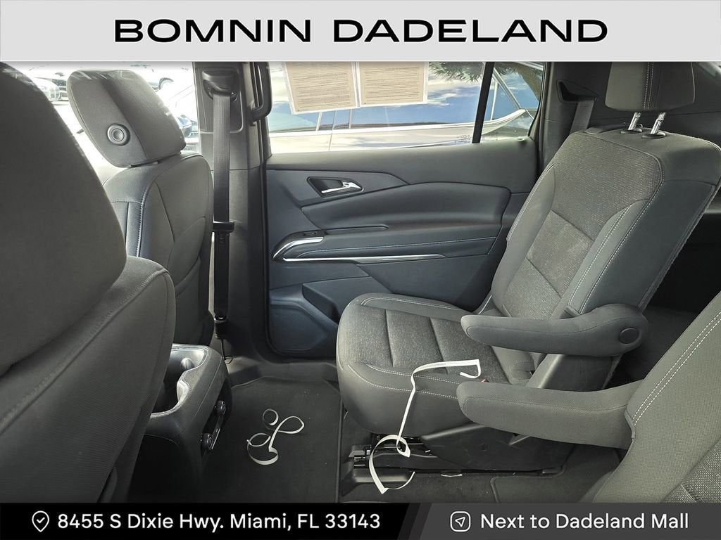 2024 Chevrolet Traverse LT